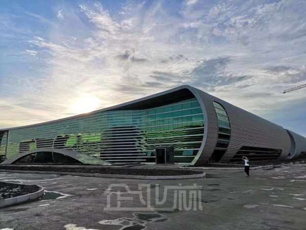 厂房正门图