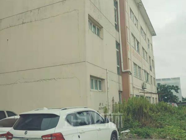 厂房正门图
