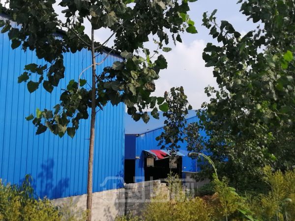 厂房正门图