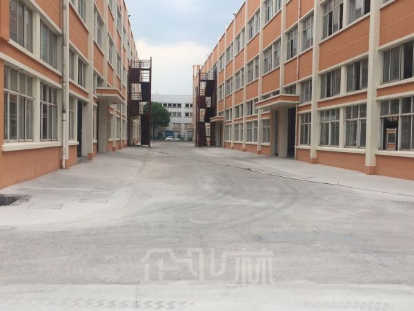 厂房正门图