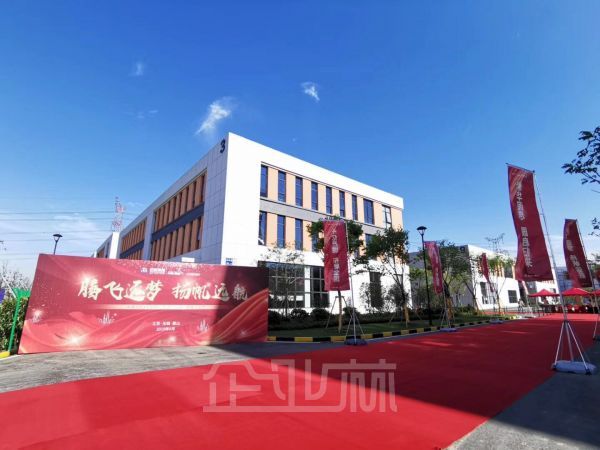钢结构厂房，带行车，可按揭。