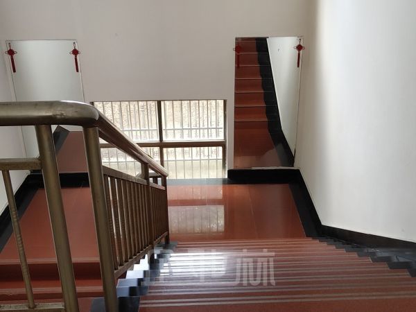 厂房正门图
