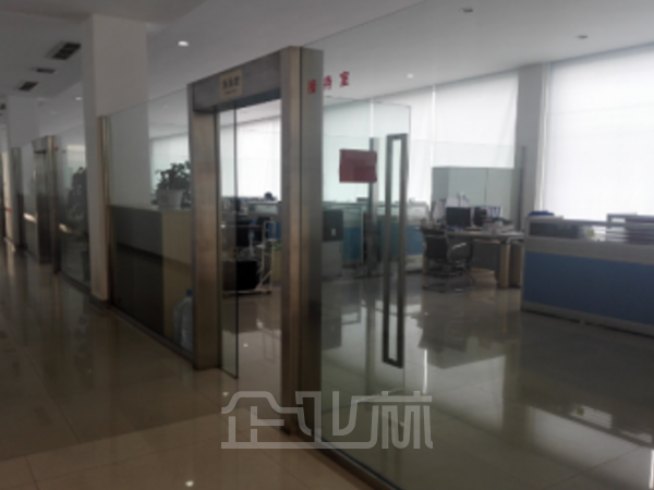 厂房正门图