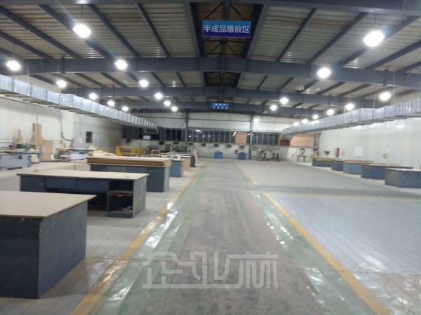 出租无锡6000平有家具喷漆环评三层厂房