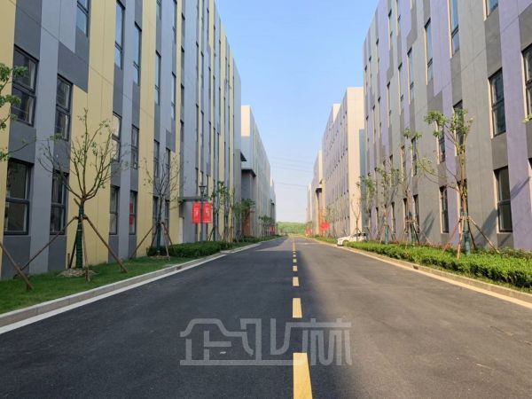厂房正门图