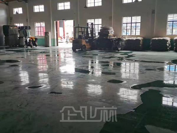 出租闵行浦江厂房面积4200㎡价格1.4元㎡天 独门独院 好谈!!!