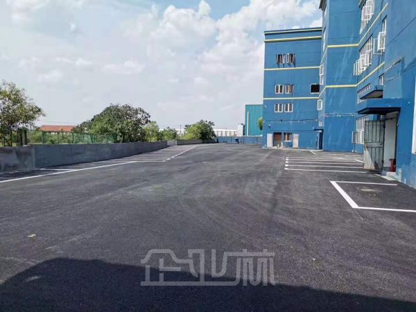 出租：松江九亭涞坊路厂房 4680平 多层 证件齐全