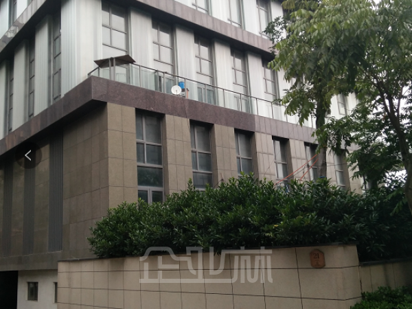 厂房正门图