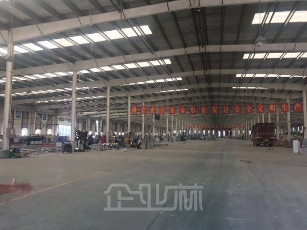 厂房正门图