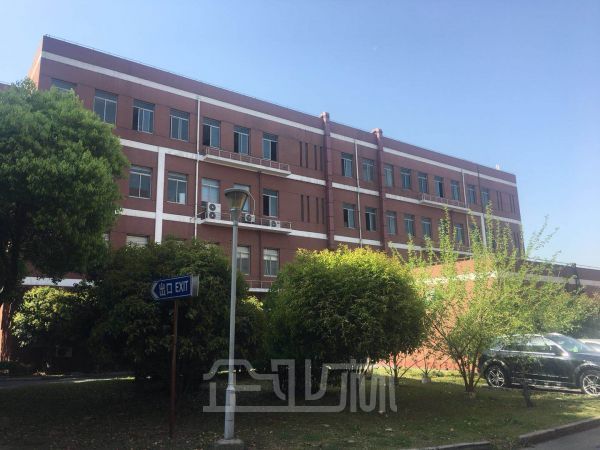 厂房内饰图