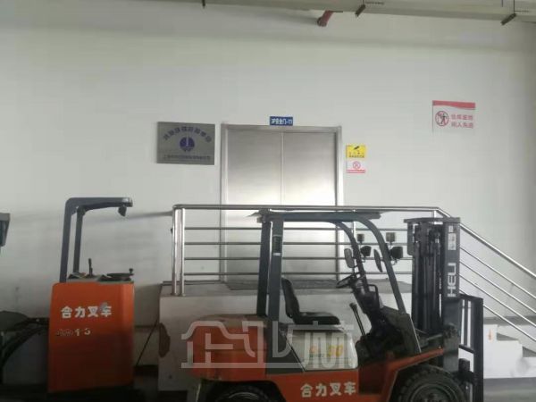 厂房正门图