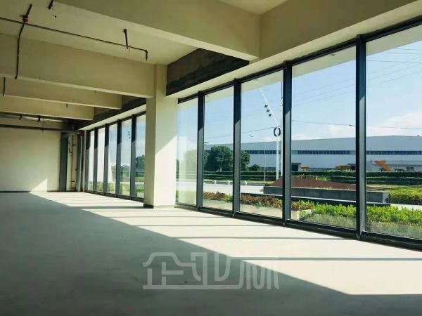 厂房正门图