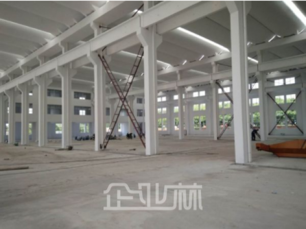 出售：松江佘山工业区厂房 1200平 单层 火车头