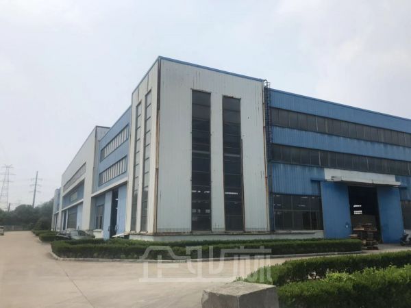 出租 江苏无锡 宜兴单层厂房面积11424平 价格优惠150元每平年！！