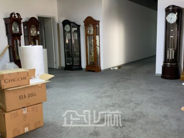 厂房正门图