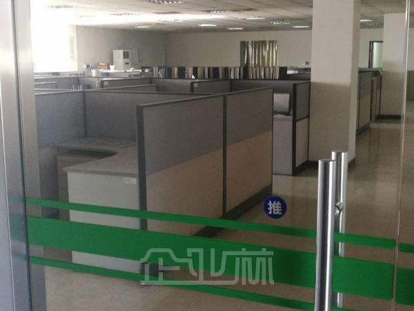厂房正门图