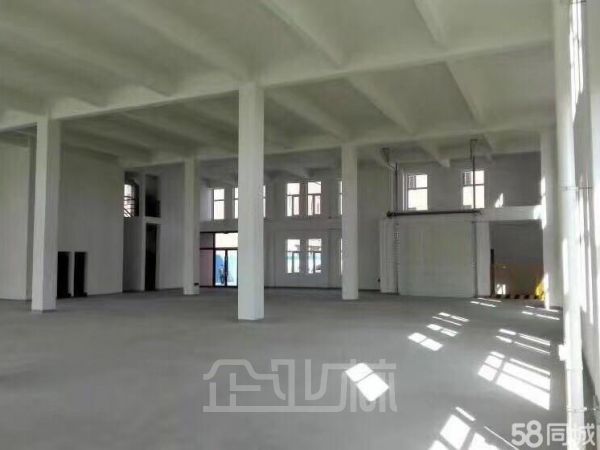 地铁口现房，重点引进具有成长性的小规模制造、生产服务型企业，