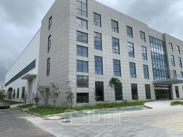 厂房正门图