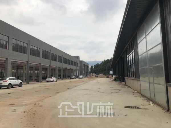 厂房正门图