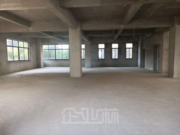 厂房正门图