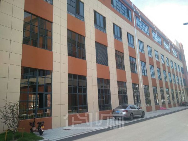 湖州南浔2000平双层厂房对外出售    均价3200元/平米