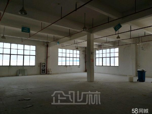 厂房正门图