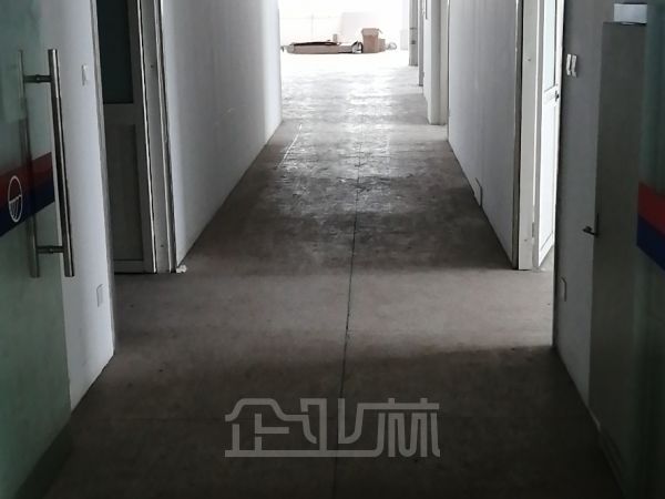 厂房正门图