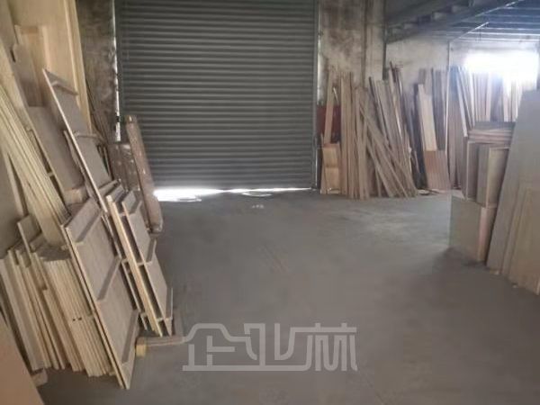 厂房正门图