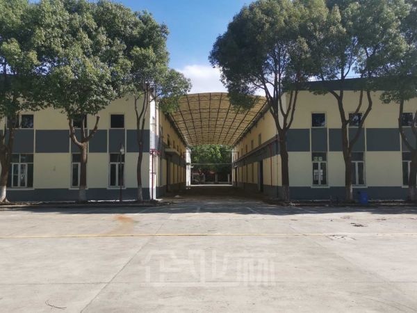 厂房正门图
