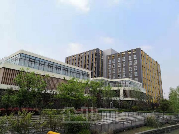 厂房正门图