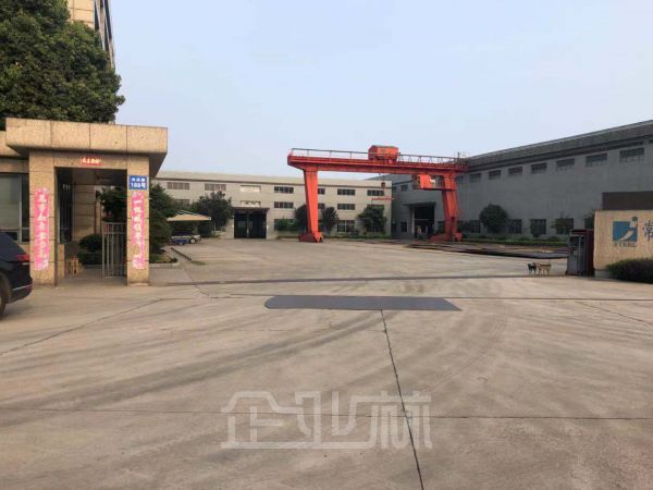 厂房正门图