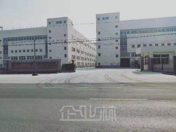 出租：江苏常熟5200平多层厂房，可分，可吹膜、注塑、有气味