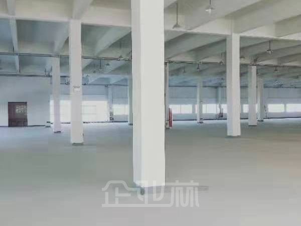出租：江苏常熟5200平多层厂房，可分，可吹膜、注塑、有气味