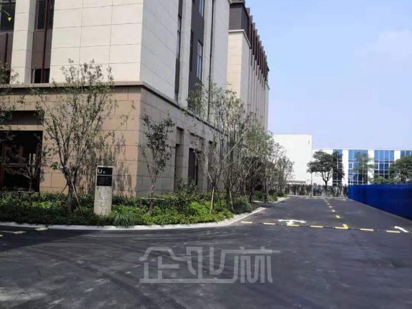 厂房内饰图