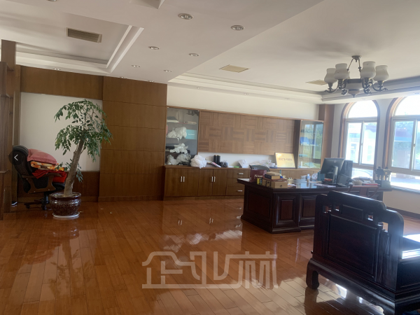 厂房正门图