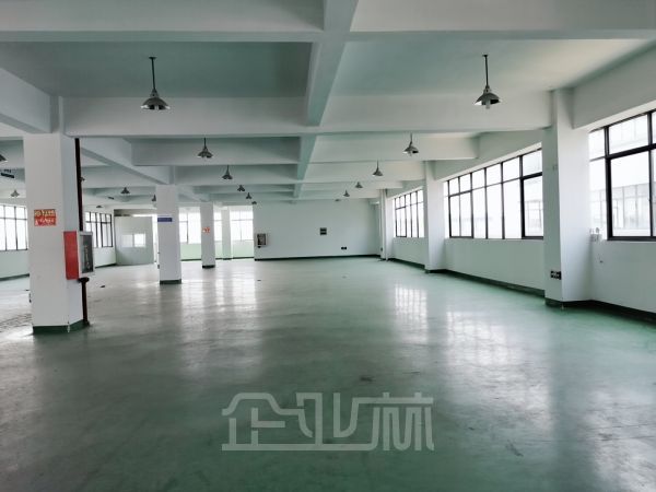 厂房正门图