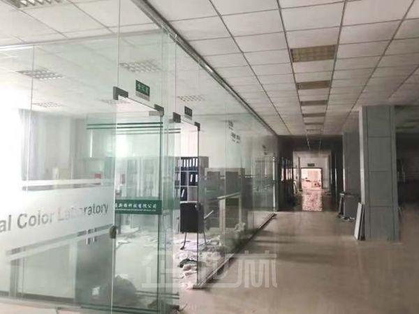 厂房正门图
