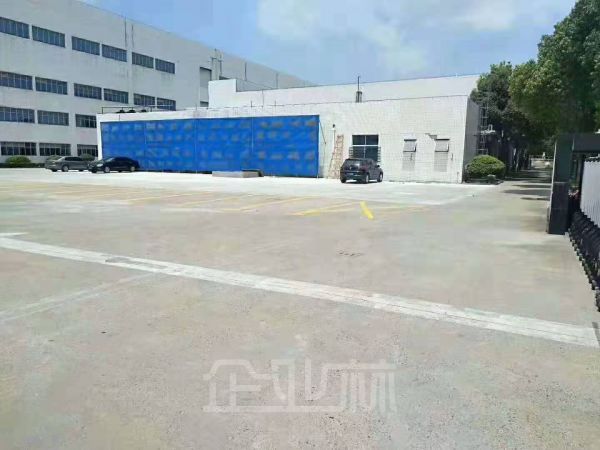 厂房正门图