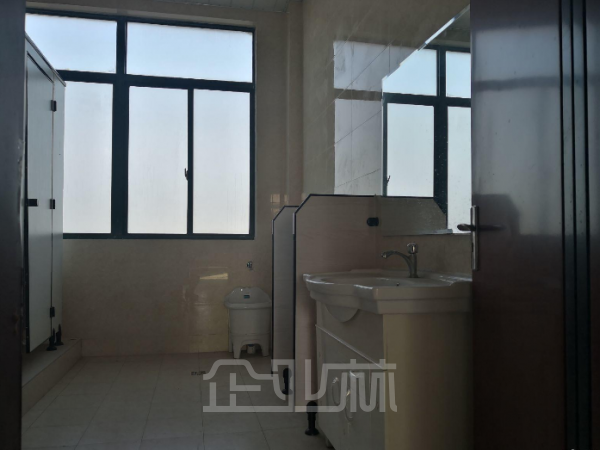 厂房正门图
