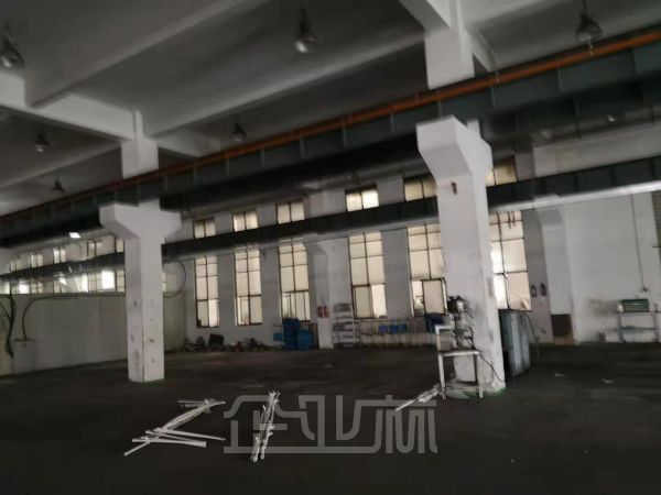 厂房正门图