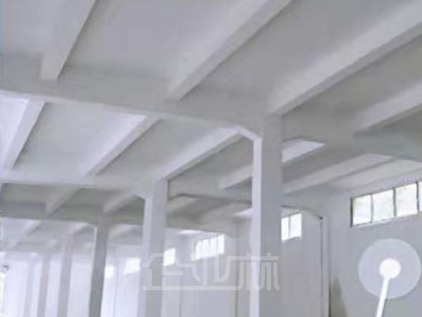出租：闵行吴泾闵浦大桥下3000平仓库，带场地