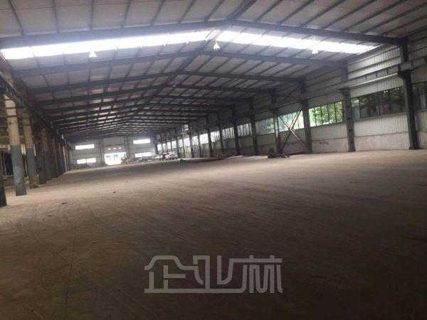 出租:宝山顾村17000平 双层厂房 适合体育类企业!!
