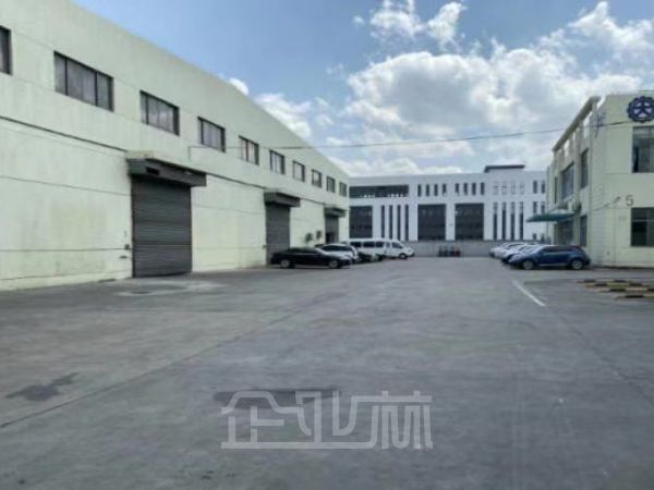 厂房正门图