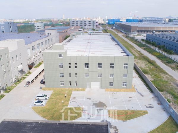厂房正门图