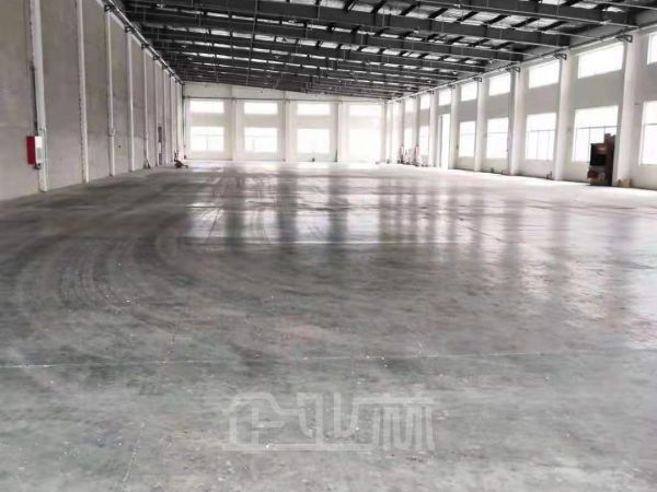 厂房正门图