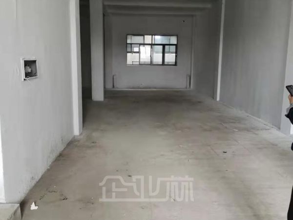 厂房正门图