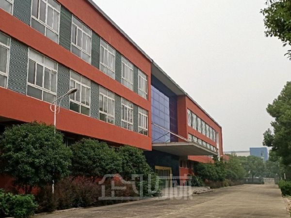 厂房正门图