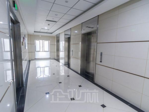 厂房正门图
