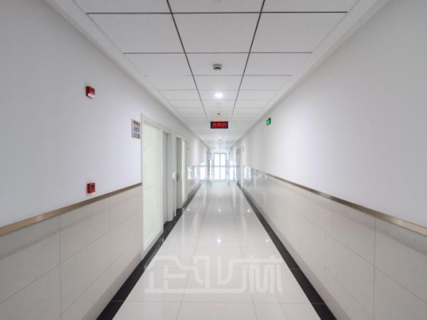 厂房正门图