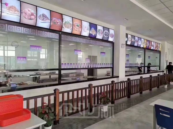 厂房正门图